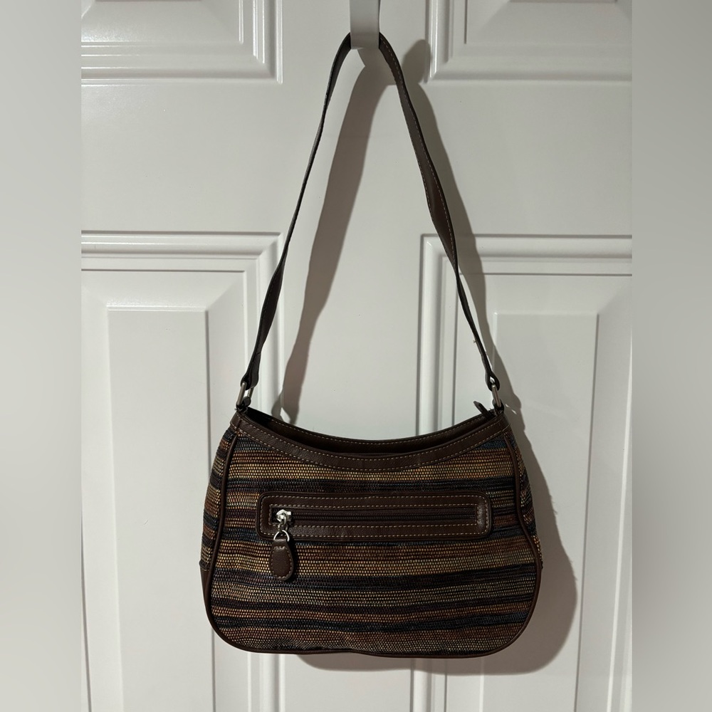 Liz Claiborne Vintage Ladies Brown Handbag 10" W x 7" H x 3" D Lots of Pockets